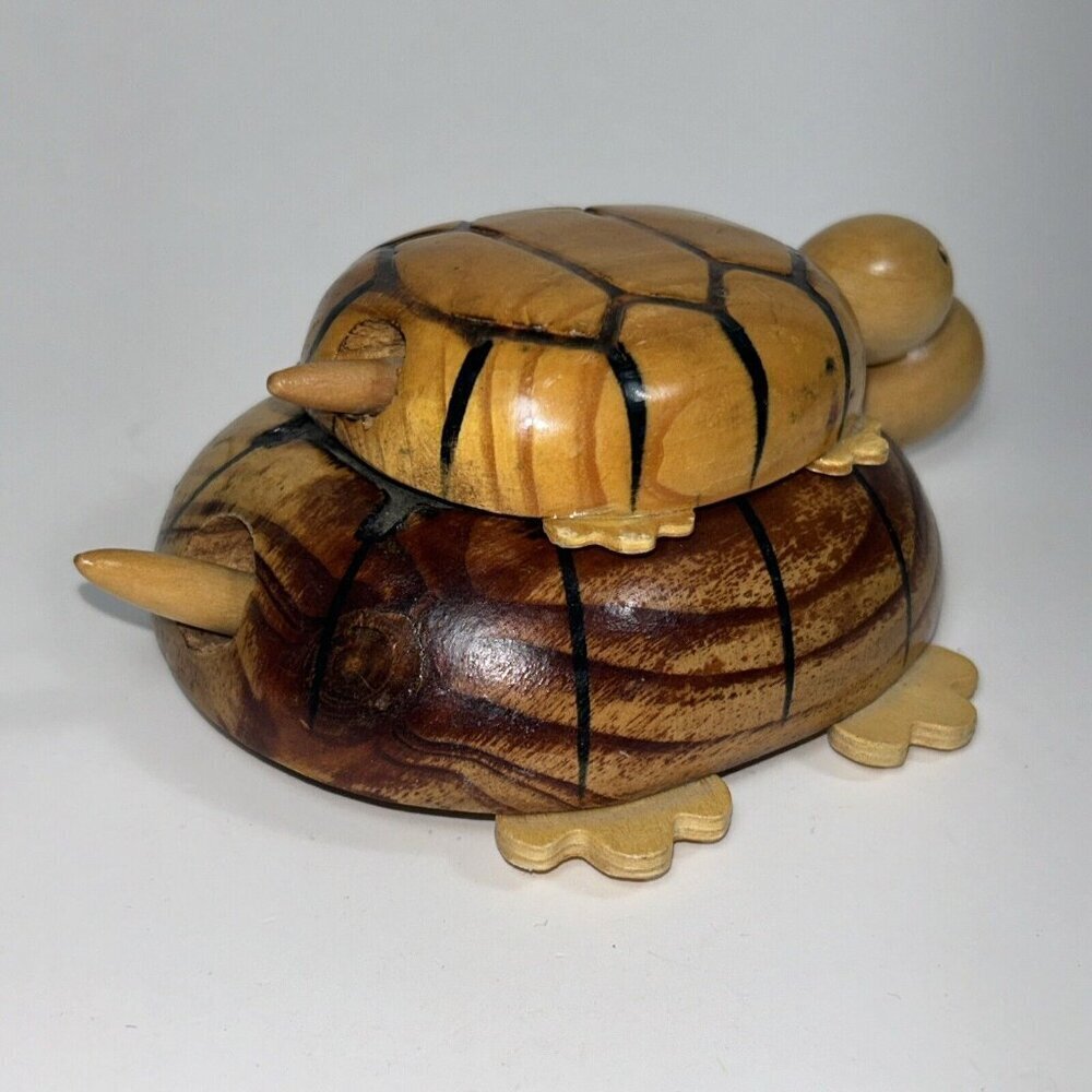 Wooden Turtle With Wheels and Moving Head & Tail And Baby - Great Toy - Bahamas - Picture 5 of 7